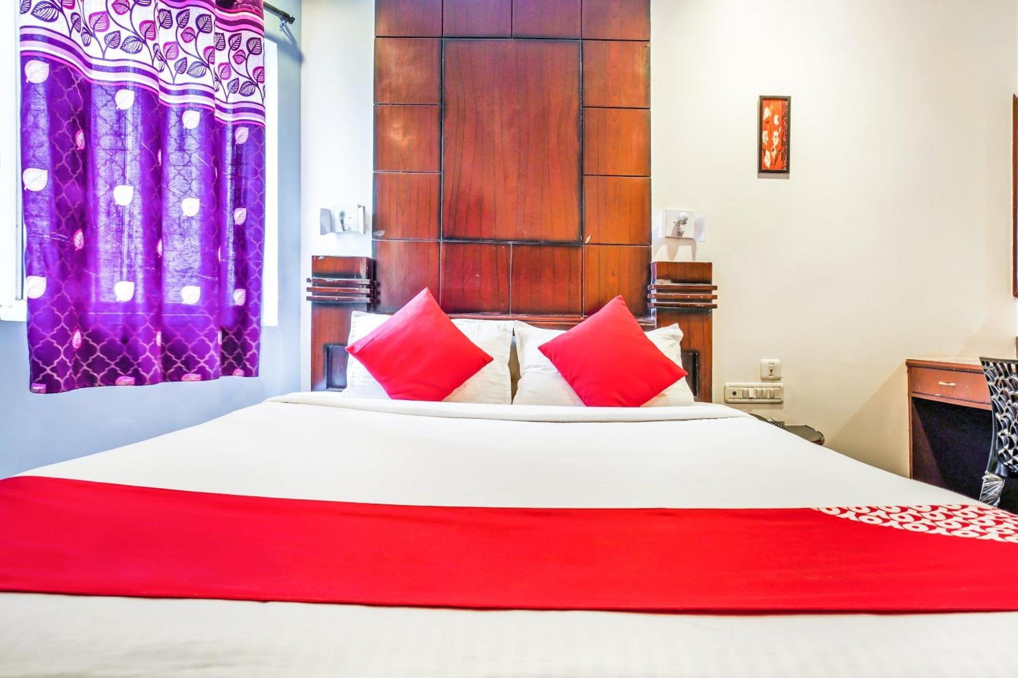 Hanvi Inn Hyderabad Eksteriør bilde