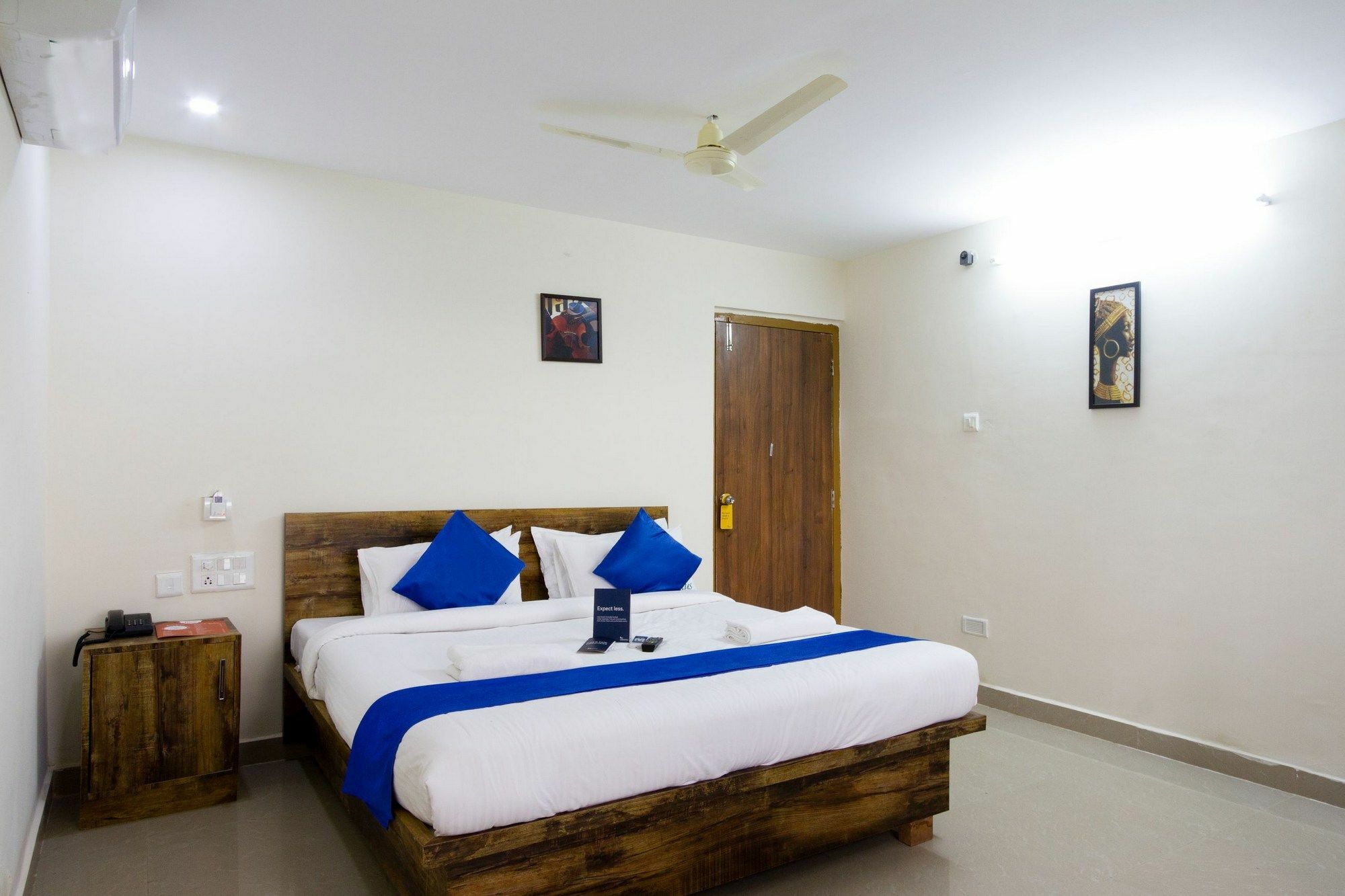 Hanvi Inn Hyderabad Eksteriør bilde