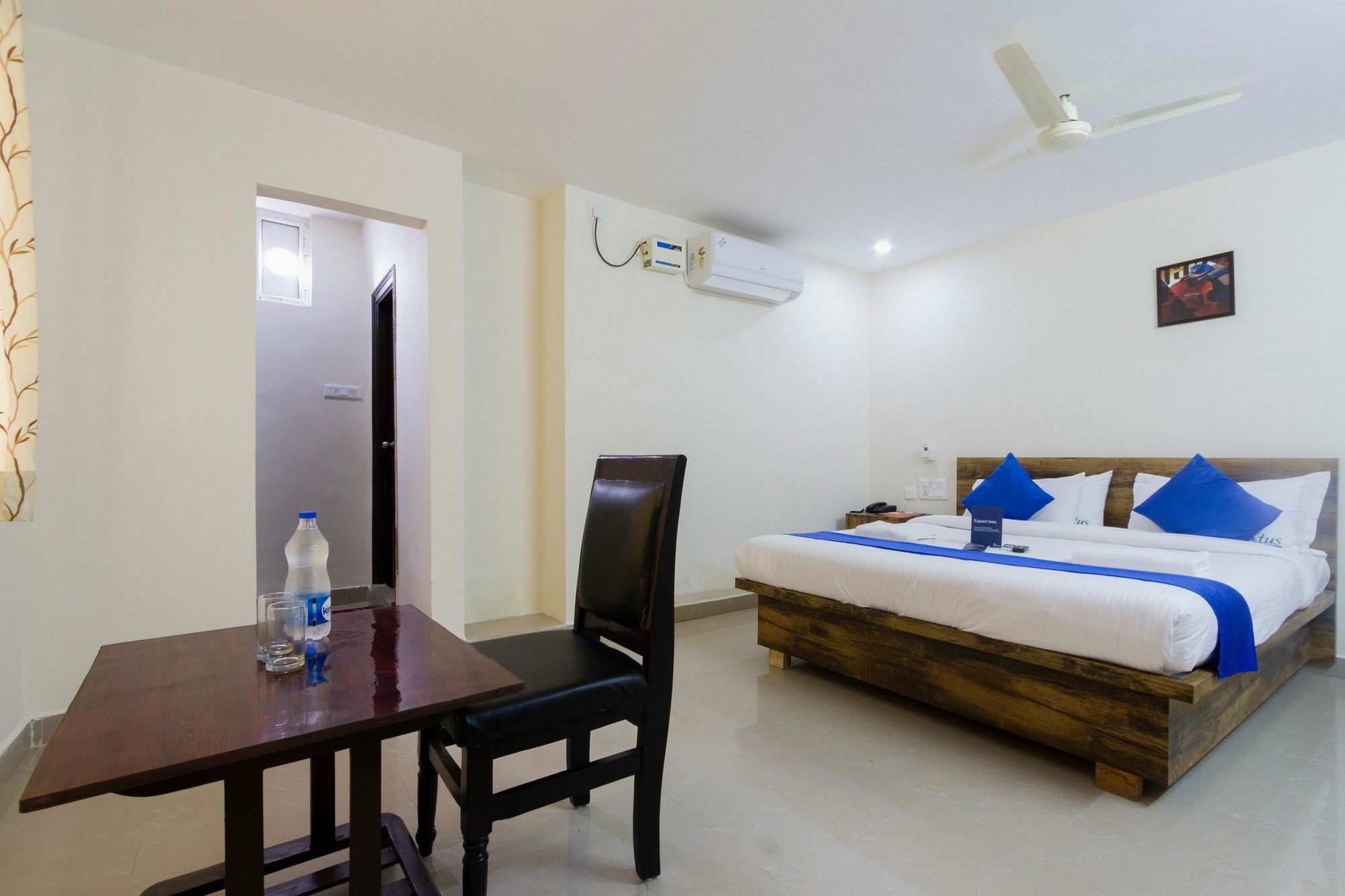 Hanvi Inn Hyderabad Eksteriør bilde